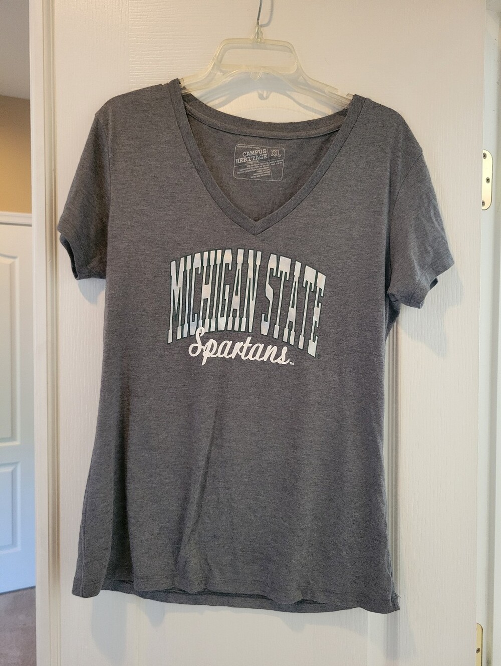 Campus Heritage Michigan State Spartans V-Neck Shirt Women's Size XL Gray MSU
